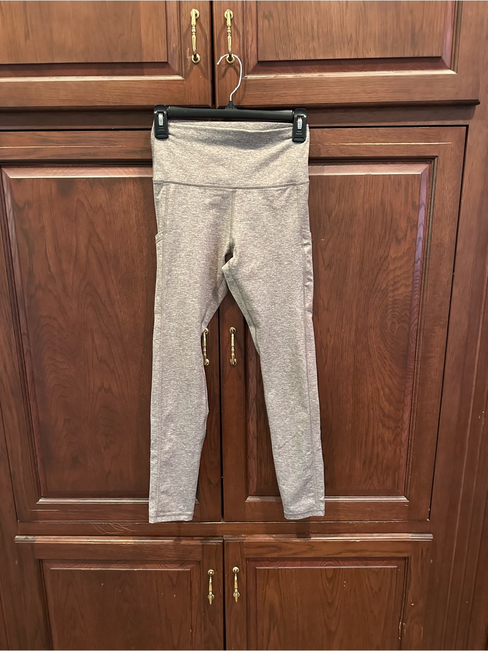 Offline by aerie leggings sz M